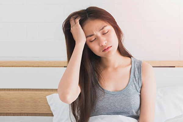 3个简单方法能有效舒缓头痛，又不必担心有副作用。(Shutterstock)