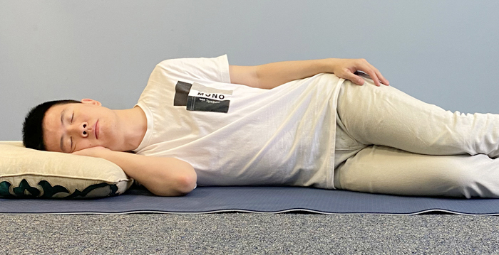 中医师:古人4种养生睡眠姿势 枕头也有讲究 | 希夷睡 | 吉祥卧 | 侧睡 | 大纪元