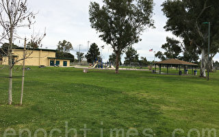 圣地亚哥开放公园供健身房和宗教团体使用