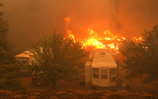 旧金山湾区消防员人手缺乏   山火中居民拯救家园