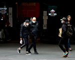 专家：二级下戴口罩应成为工作场所强制要求