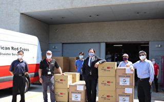 圣地亚哥台美商会向当地红十字捐5万口罩