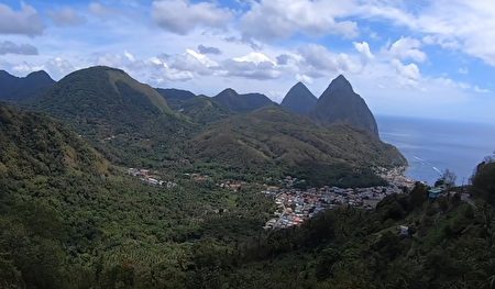 圣露西亚的世界遗产火山温泉随你泡 加勒比海 大小笔筒山 火山泥 大纪元