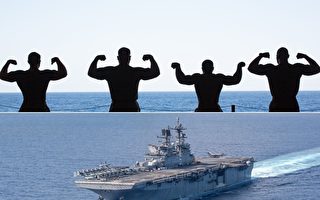 美軍士兵南海「秀肌肉」 戰備之餘不忘幽默
