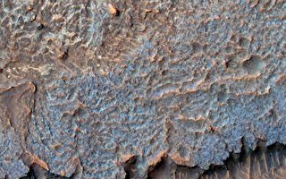 火星神奇脊状地貌令人费解