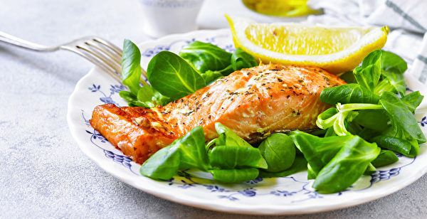 地中海飲食結合間歇性斷食法，是理想的護心飲食。(Shutterstock)