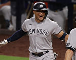 MLB洋基投打发威 美联分区抢头彩