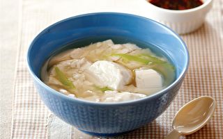清爽甘甜「豆腐湯」早上迅速煮好高湯的秘訣！