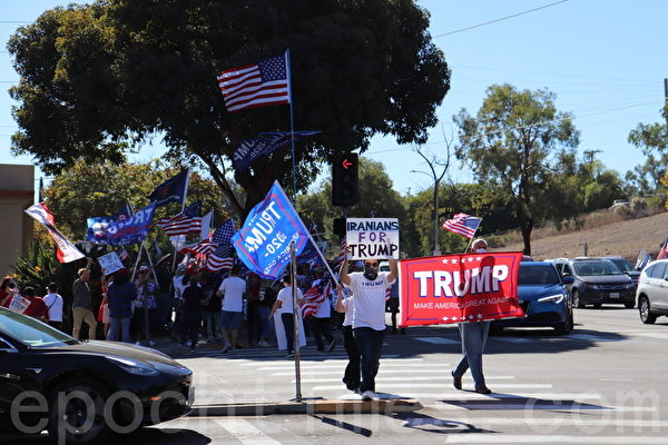 圣地亚哥波威市（Poway）声援川普集会