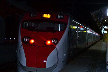 屏東枋寮至臺東知本12月底通車，臺鐵也將在12月23日全面大改點，屆時普悠瑪列車也將投入南迴線的營運。