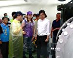 閃電逼近應變中心一級開設 陳其邁視察抽水站