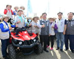 桃园新置17辆沙滩清运车与防寒外套