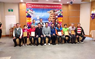 表扬资深里邻长 林右昌感谢市政建设尖兵