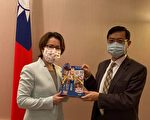 台美经济对话落幕 “迷你版胡迪”陪陈正祺隔离