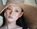 Dermaplaning 皮肤整平术 除去暗沈疤痕污垢 重现光滑肌肤