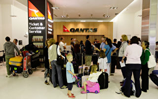 粗暴对待乘客行李 墨尔本机场两名员工遭解雇