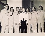 何应钦将军与空军学员王崝华