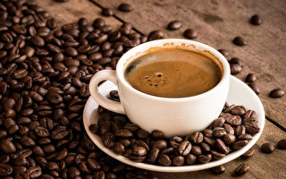 注意！吃降血壓藥等14種藥物 不宜喝咖啡