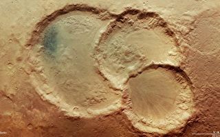 火星上发现罕见“撞击坑三胞胎”