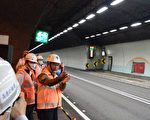 雪隧公告慢速車號 示警系統今起試辦