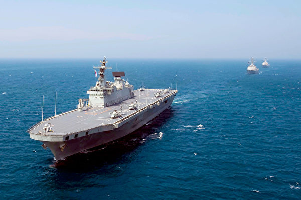 韩国的独岛号两栖攻击舰（LPH-6111）。（Adam K. Thomas/U.S. Navy via Getty Images）