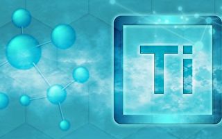 研究：钛原子在晶体中同时出现在两个位置