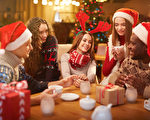 聖誕假期如何打扮？4種聚會穿出歡樂氛圍