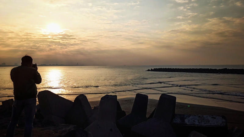 【視頻】台灣高雄方塊海奇景 全球罕見