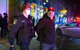 海外旅行者返回须隔离 加魁北克警察登门检查