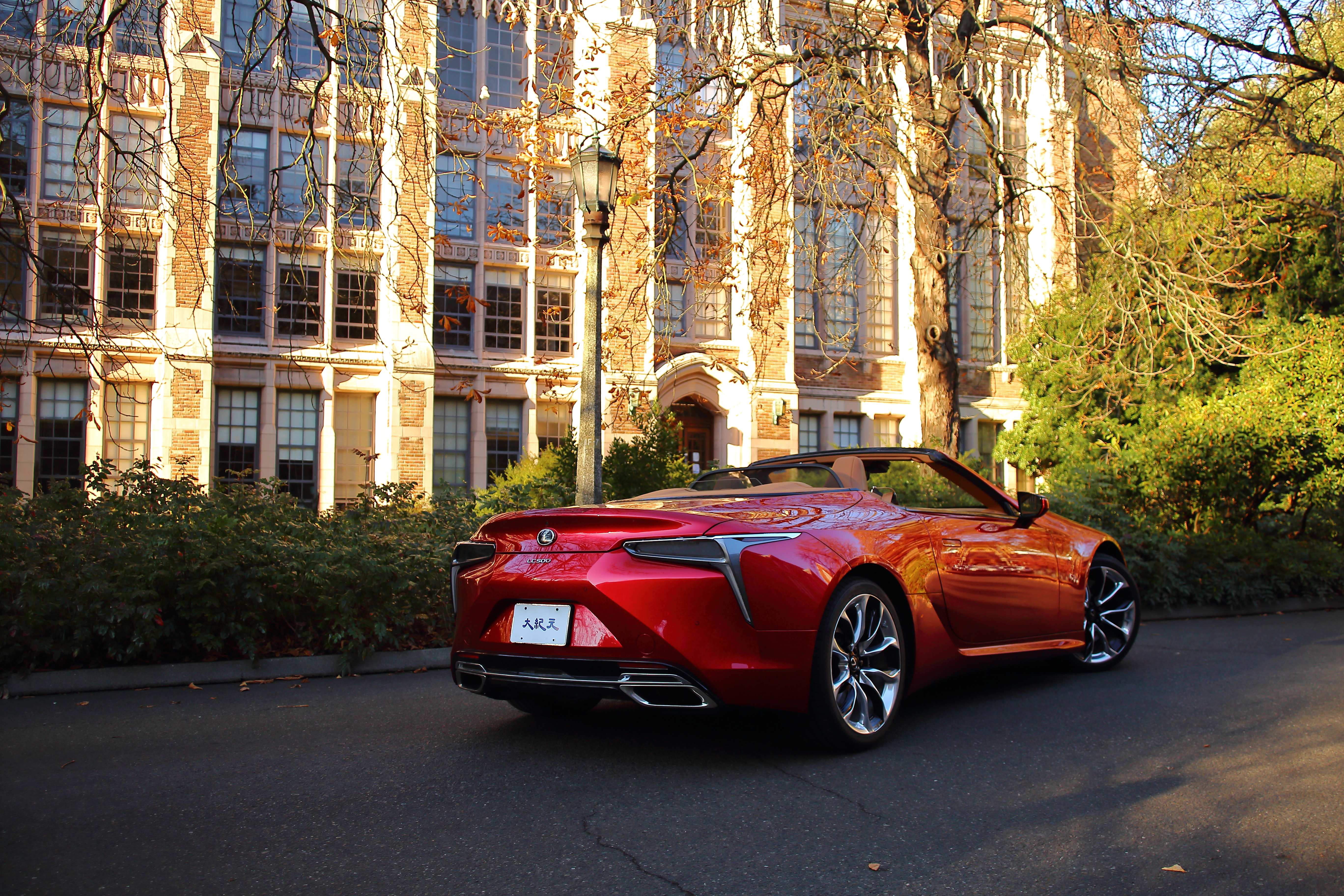 2021 Lexus LC500 Convertible。〈李奧／大紀元〉