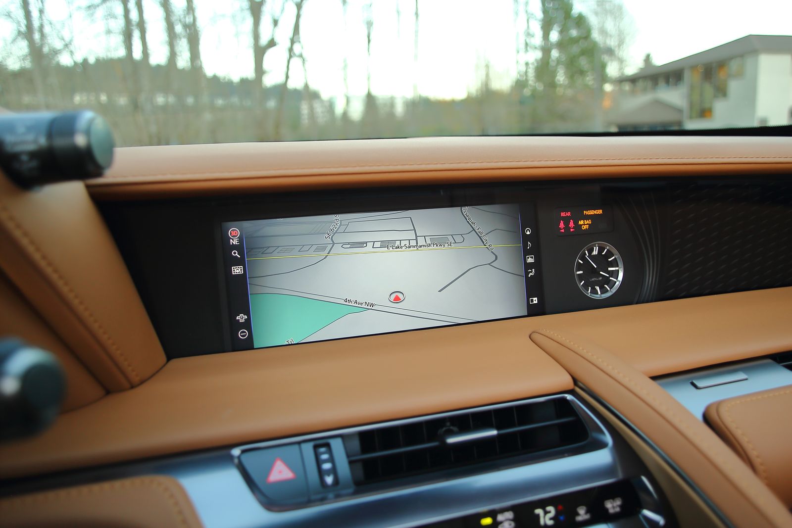 2021 Lexus LC500 Convertible。〈李奧／大紀元〉