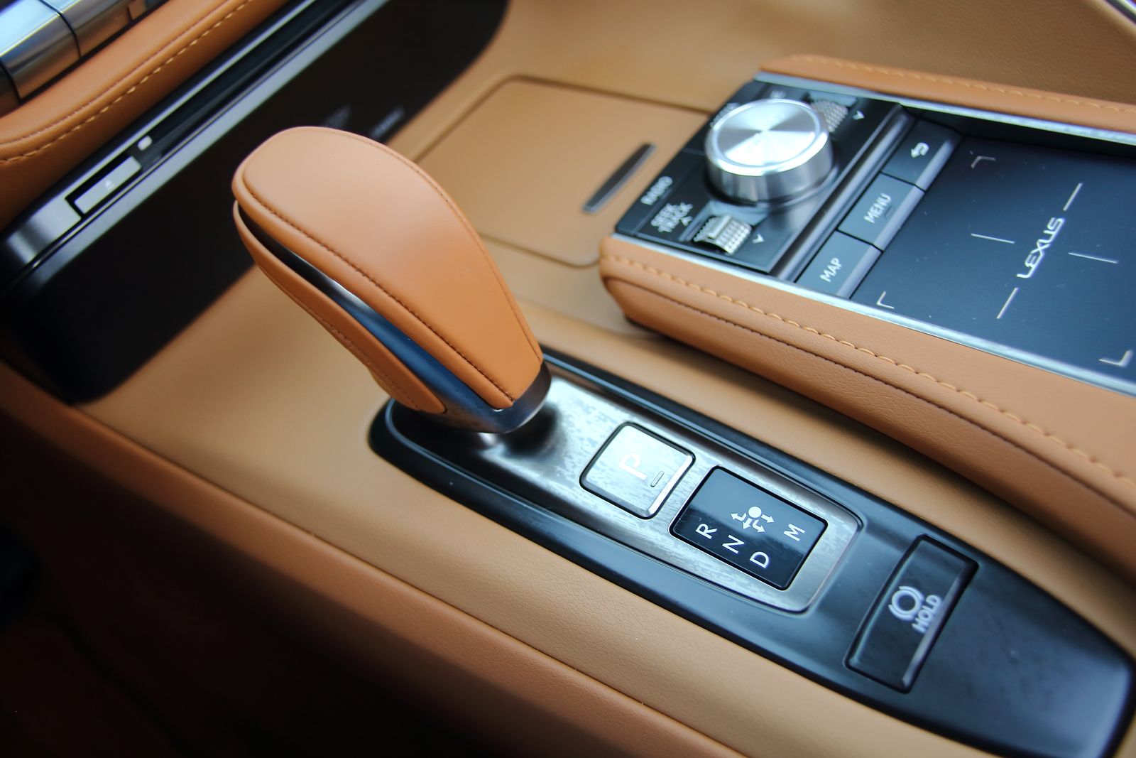 2021 Lexus LC500 Convertible。〈李奧／大紀元〉