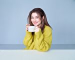 Selina秘籌1年宣布新身分 化身作業員協助包裝