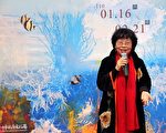 江屘菊彩绘富贵人生 港艺盛大展新作