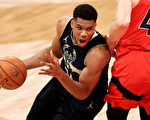 NBA字母哥、米道顿准大三元 雄鹿力退猛龙