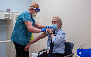 圣地亚哥设户外疫苗站 加速注射