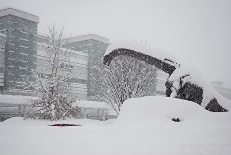 日本北陆东北大雪酿灾致11死数百人受伤 日本大雪 大纪元