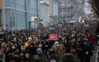 组图：俄罗斯反对派领袖被捕 民众上街抗议