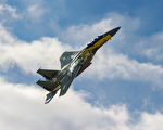 沈舟：F-15EX变身四代半战机完成首飞