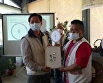 南投林管處授證 人和村友善環境苦茶油上市