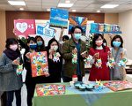 欢庆元宵节 林右昌送“霓虹小乳牛”提灯