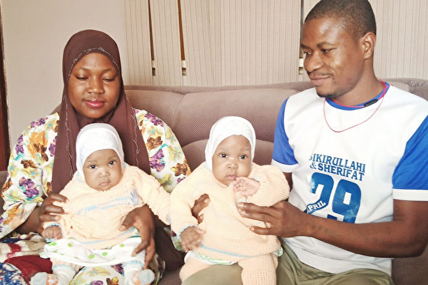 連體雙胞胎女嬰在尼日利亞醫院成功分離