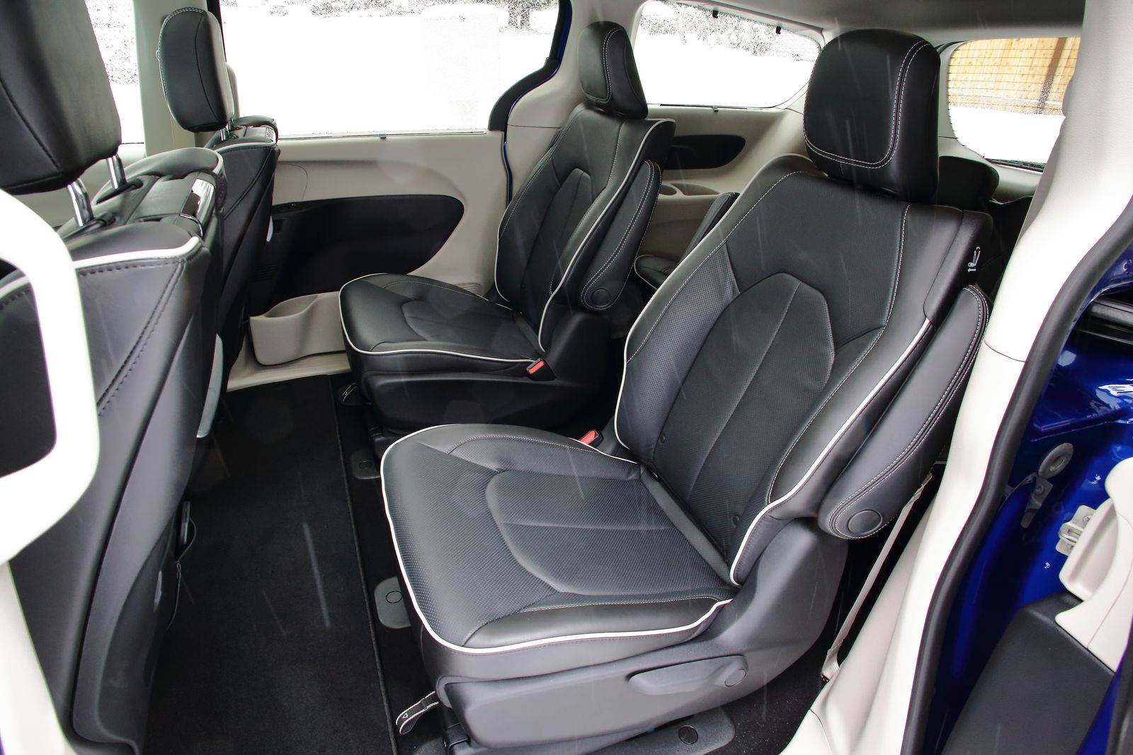 2021 Chrysler Pacifica Hybrid。〈李奥／大纪元〉