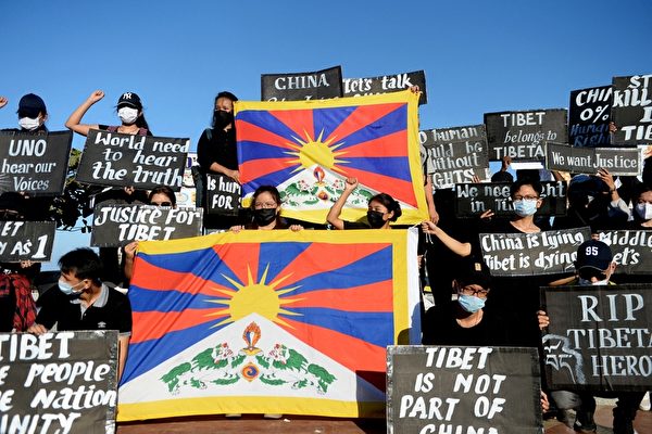 组图：中共镇压西藏62周年 印度流亡藏人抗议