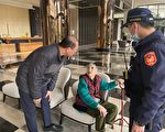 8旬老妇累倒土地公庙  平镇员警即刻救援