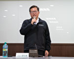 郑文灿与青年交流 期许成为社会创新动力来源
