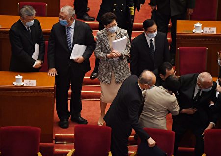 习上台前权斗激烈 董建华曾参与放风