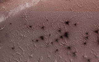 研究揭开火星神秘“蜘蛛状”地貌之谜