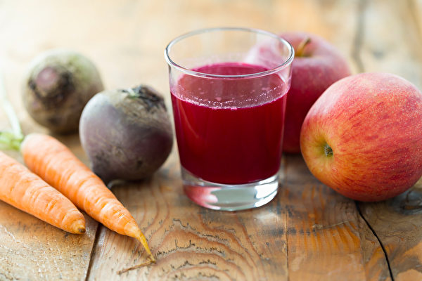 ABC果汁幫助瘦小腹、減腰圍，是很好的懶人瘦身方法。(Shutterstock)