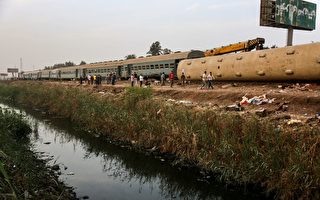 埃及火車出軌翻覆 至少11死98傷
